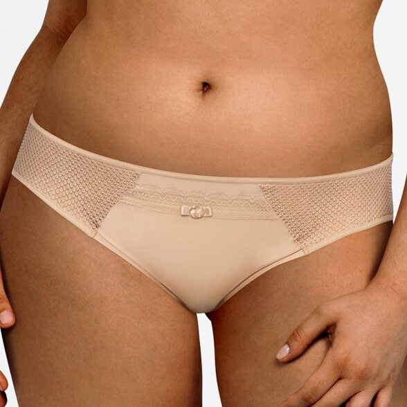 CHANTELLE Parisian Allure brief 6