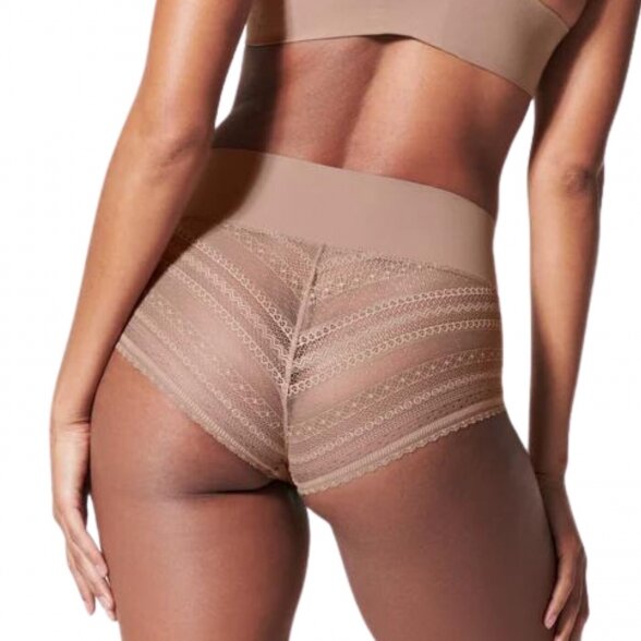 SPANX Illusion Lace Hi-Hipster koreguojančios kelnaitės 1